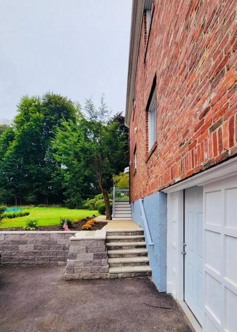 Unique & Peaceful Boston Home Exterior photo